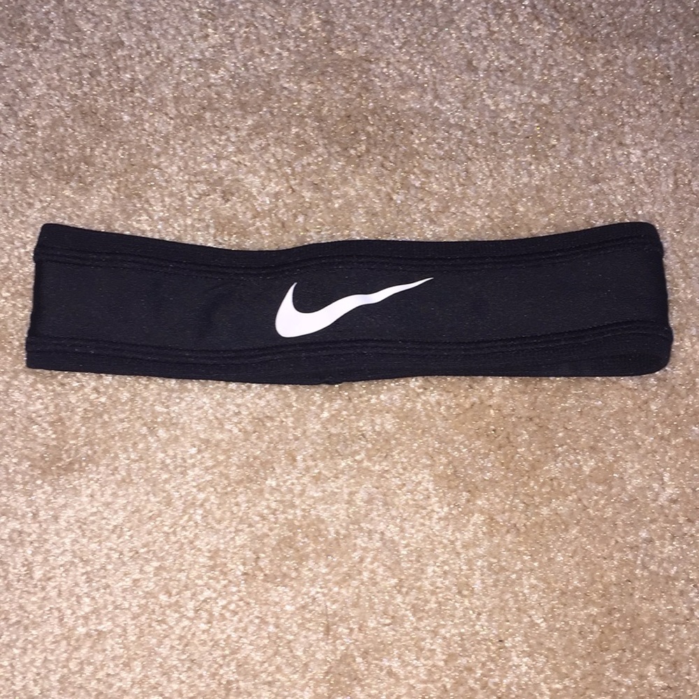 Nike headband
